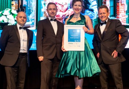 The owners of adorn jewellers winning an award
