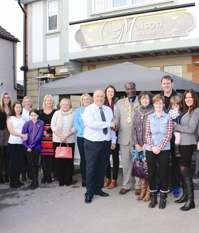 Local Charities Benefit from Chesterfield Marathon Money