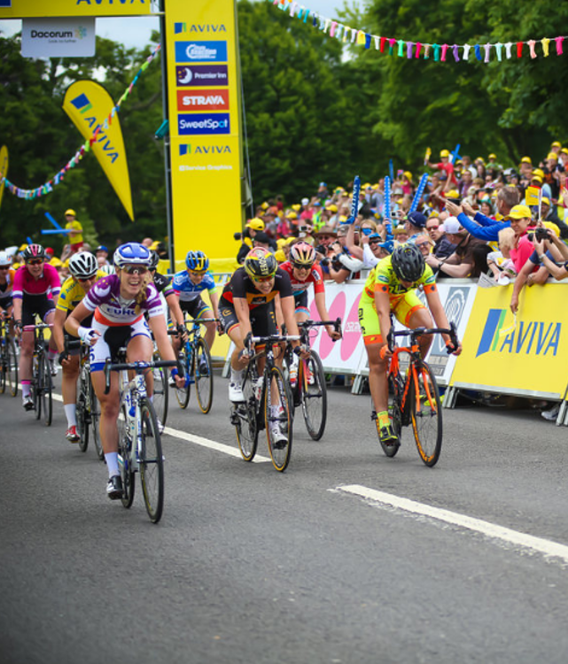 Hannah Barnes winning the final stage of the 2015 Aviva Women's Tour (c) The Tour