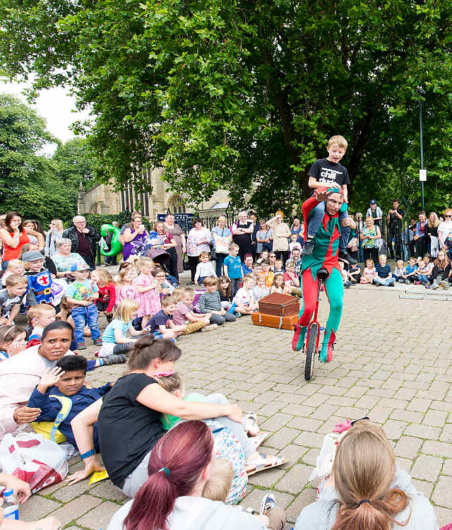 Chesterfield Medieval Fun Day - Jester