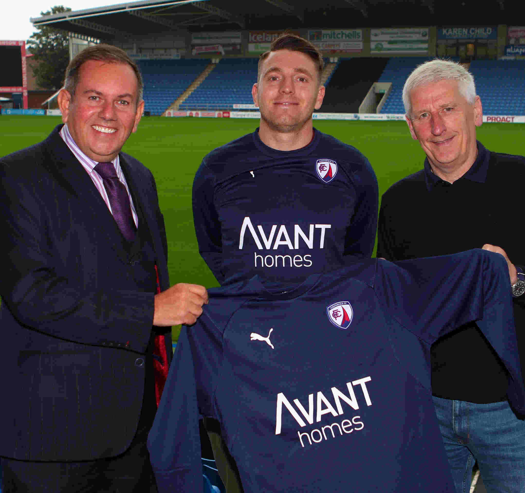 Spireites agree new training kit sponsorship with Avant Homes