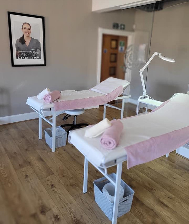 White Rose Beauty College