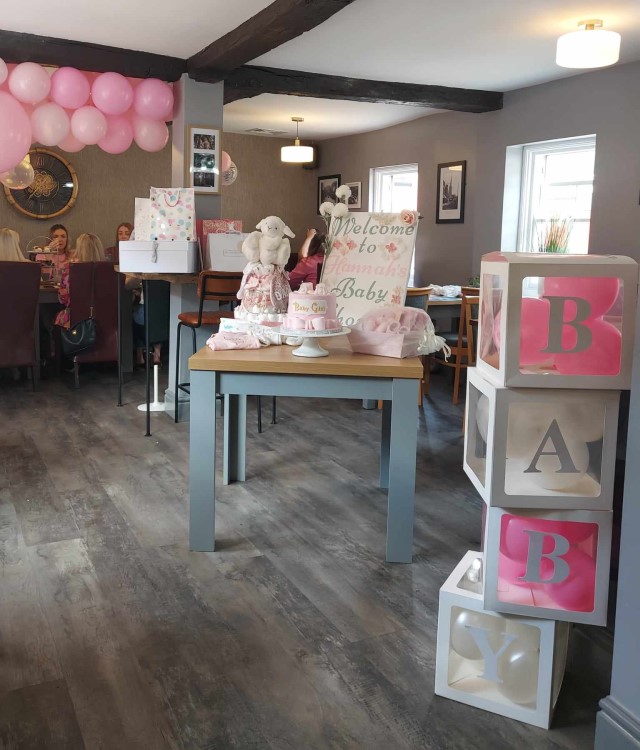 no 10 café baby shower