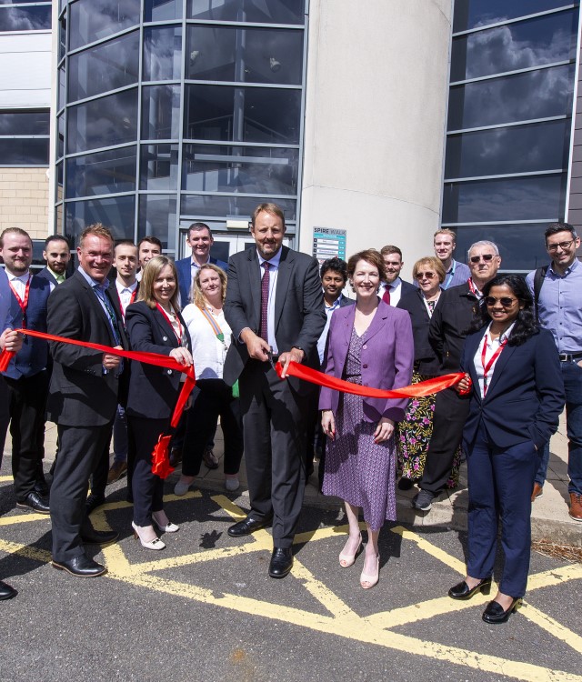 NeoDyne team with Toby Perkins MP and Cllr Amanda Serjeant Dep Leader Chesterfield Borough Council