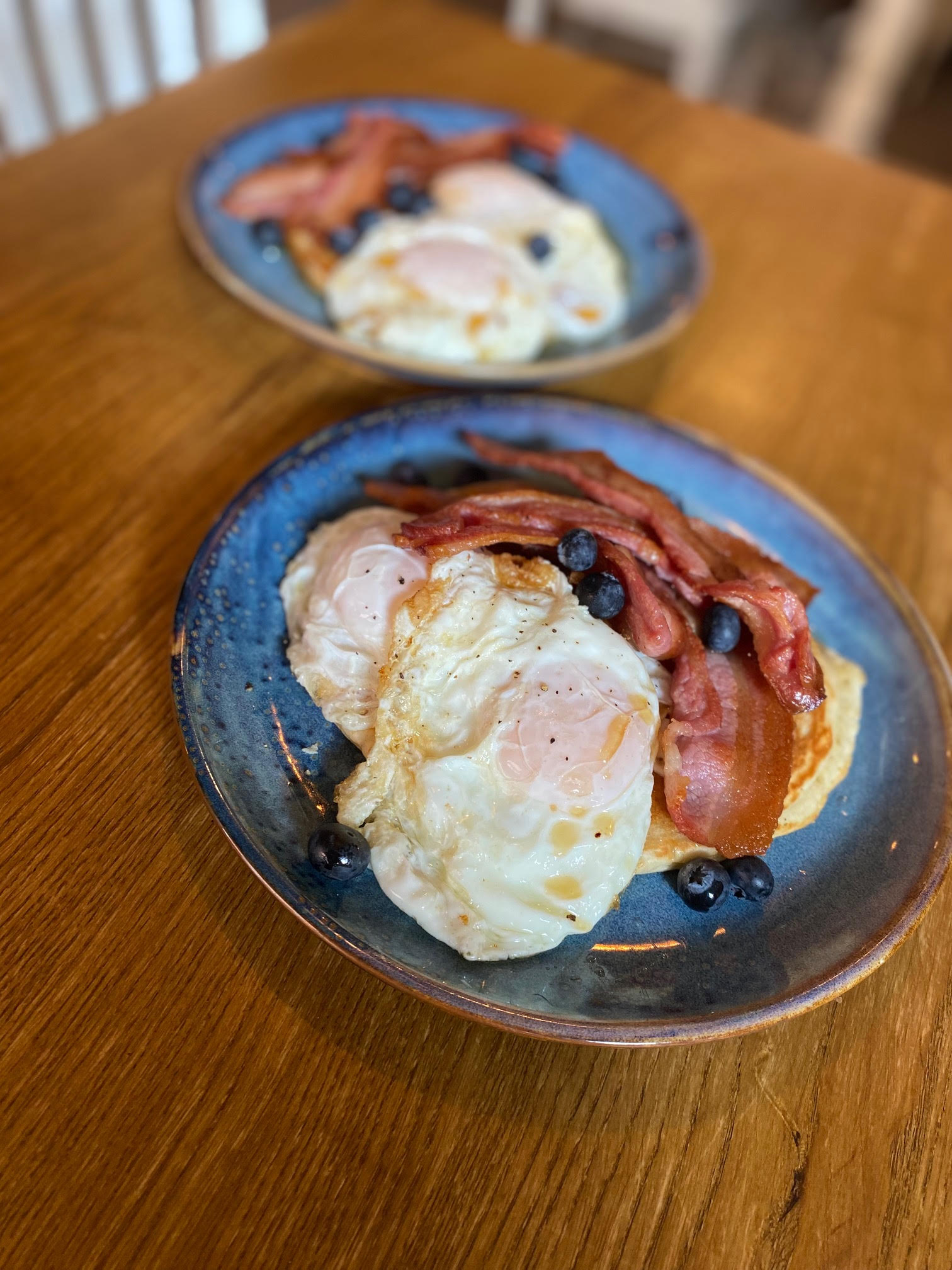 Food from Qoozies Brunch Menu